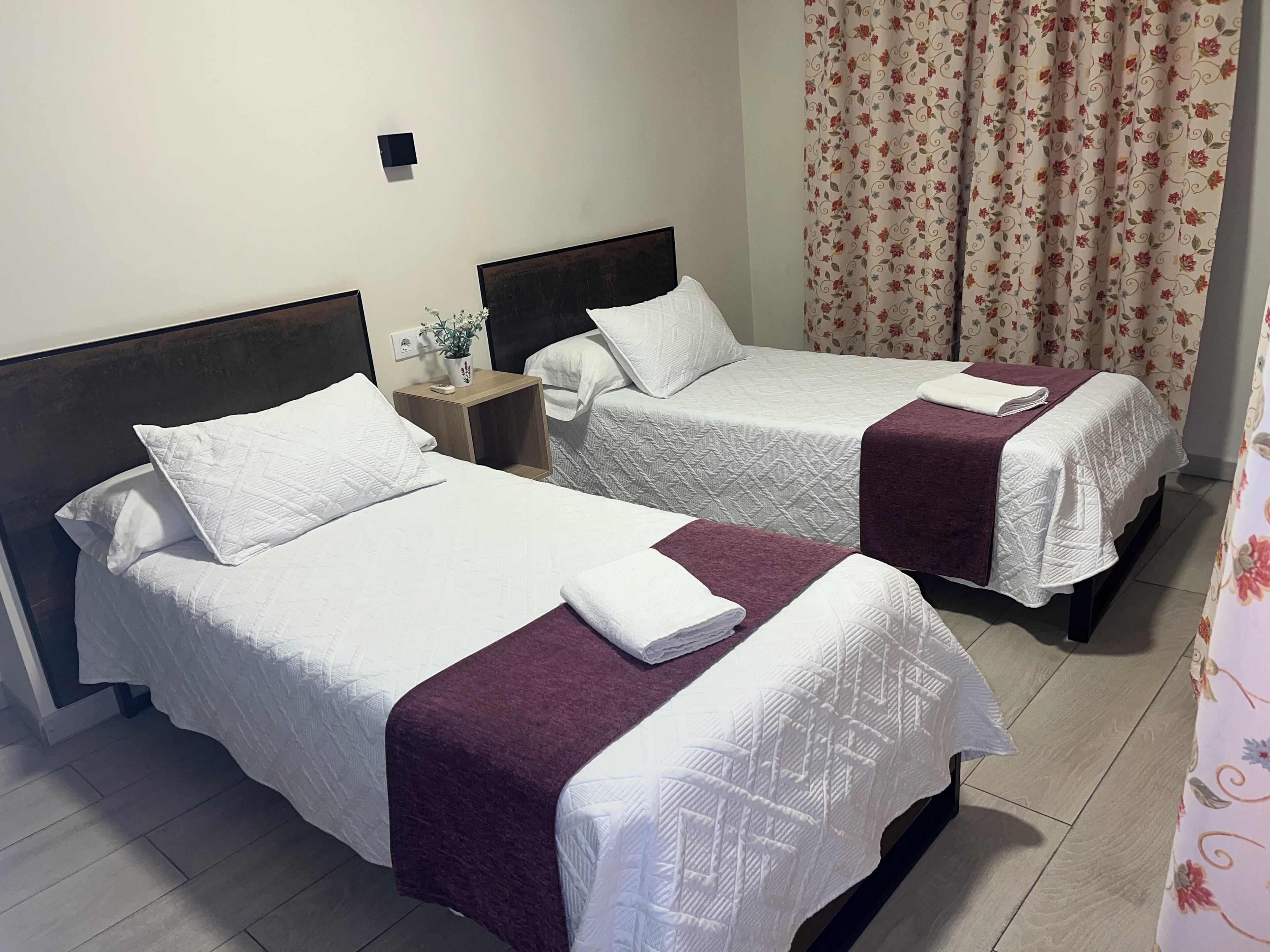 Double Room, 2 Single Beds, Private Bathroom, Tower