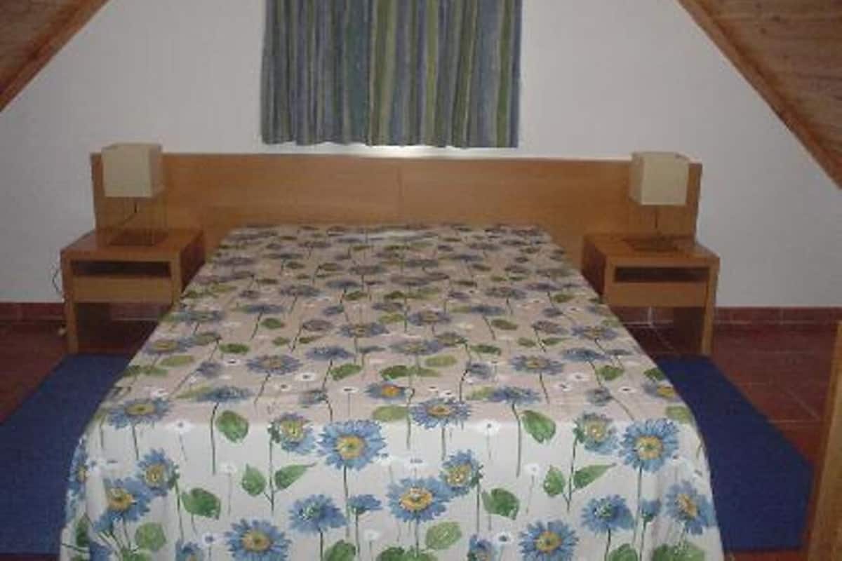 In-room safe, desk, blackout drapes, iron/ironing board (on request)