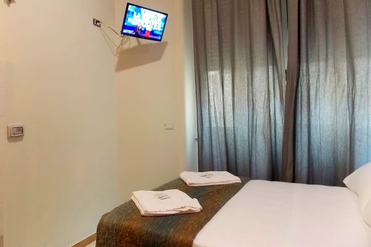 Double Room, Shared Bathroom