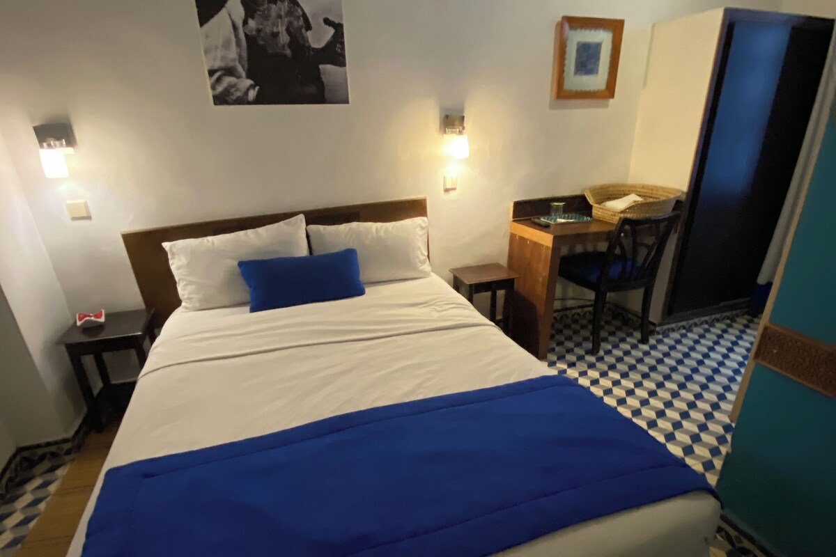 Coffres-forts dans les chambres, Wi-Fi gratuit