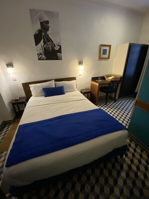 Basic Single Room - Hotel Central (Casablanca)