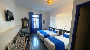 Triple Room, 1 Bedroom | In-room safe, WiFi (free) - Hotel Central (Casablanca)