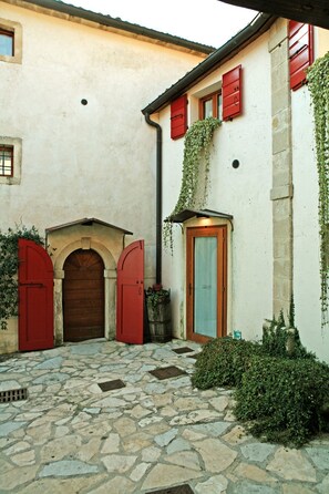 Exterior - Relais Duca di Dolle (Cison di Valmarino)