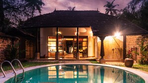Ảnh chưa phân loại, 3 trong số 138 ảnh, nút