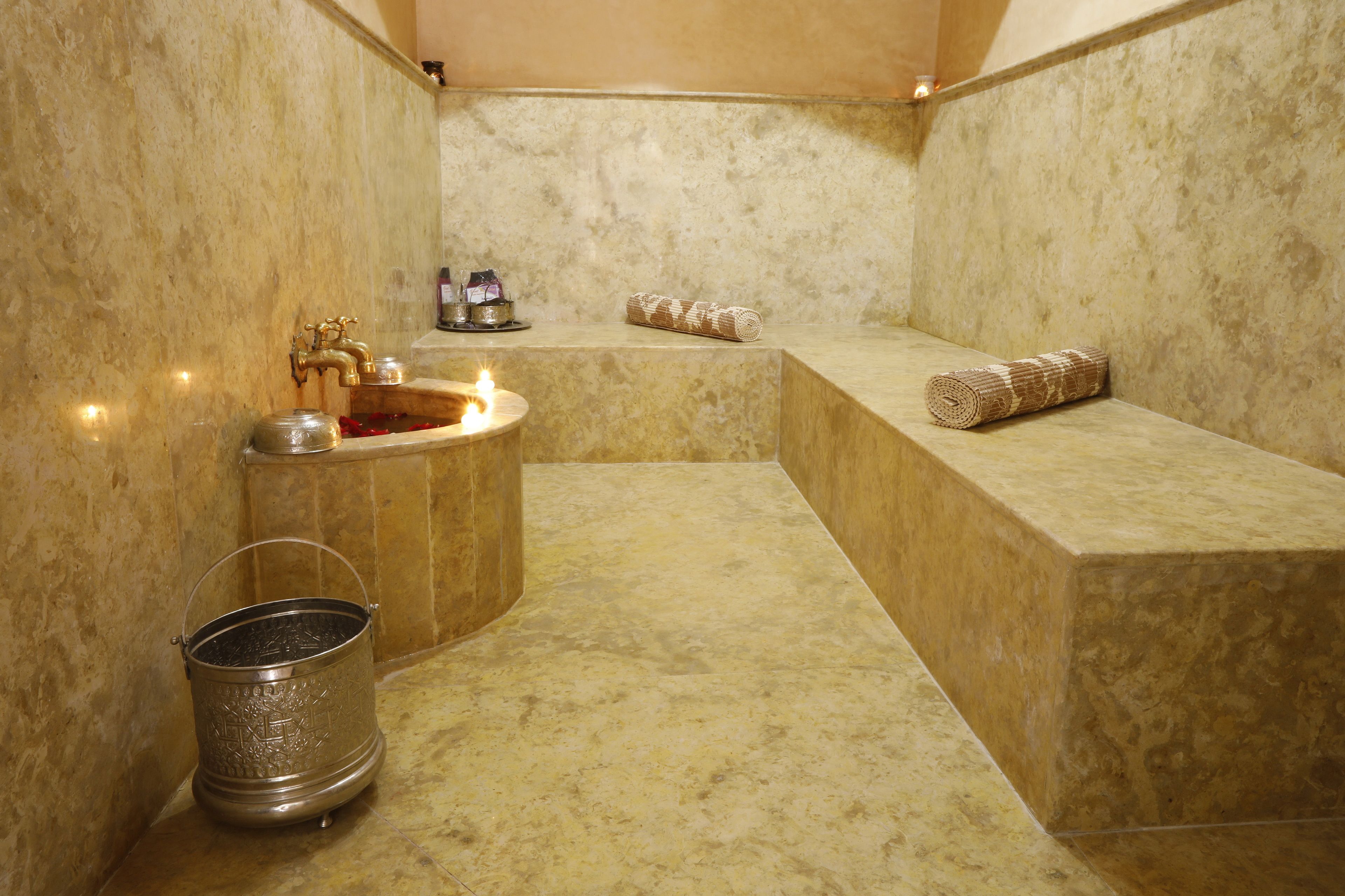 Couples treatment rooms, steam room, Turkish bath, body treatments