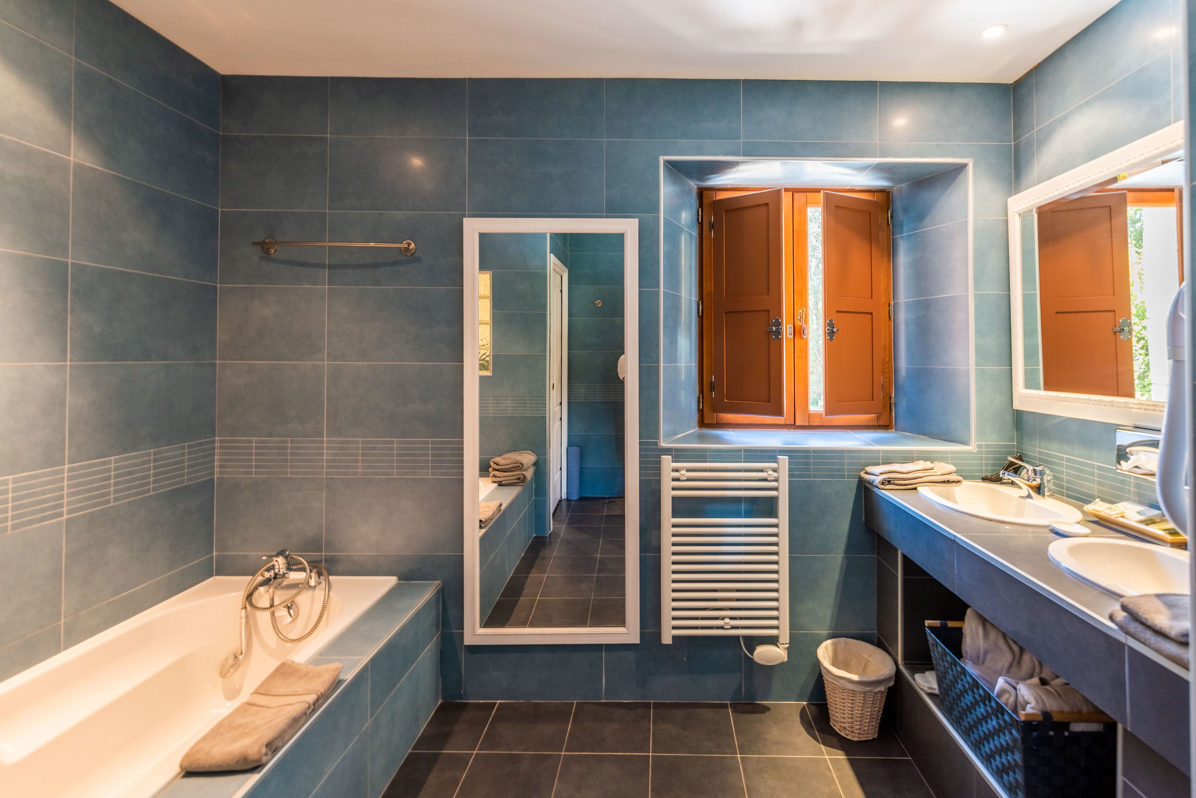 luxury double room, balcony | bathroom | designer toiletries, hair dryer, bathrobes, slippers