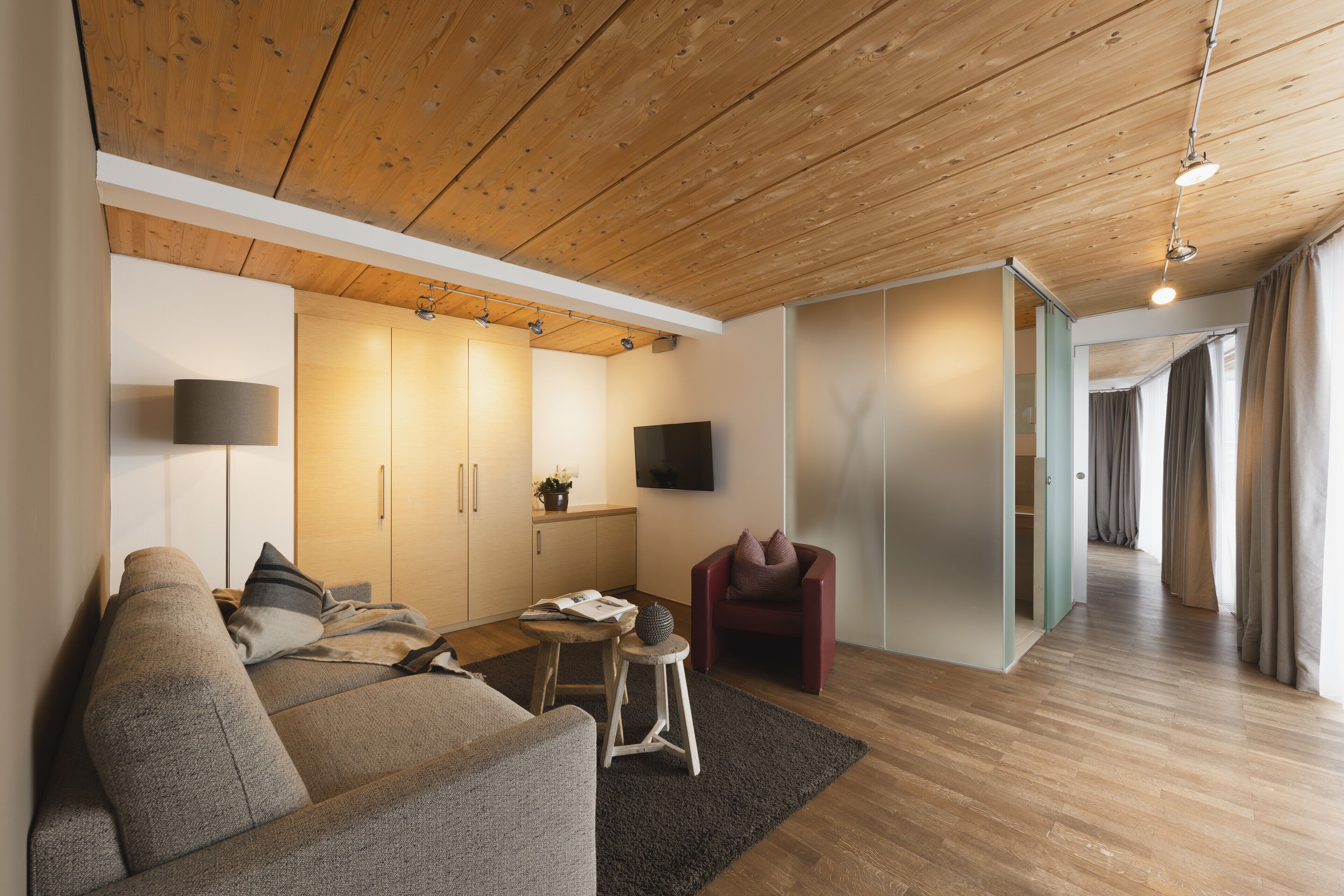 Junior Suite, Balcony, Mountain View | Living area