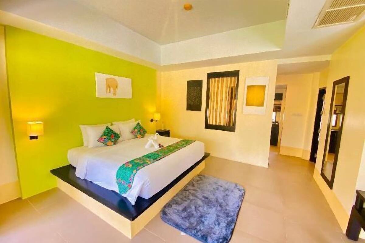 1 bedroom, premium bedding, in-room safe, individually furnished