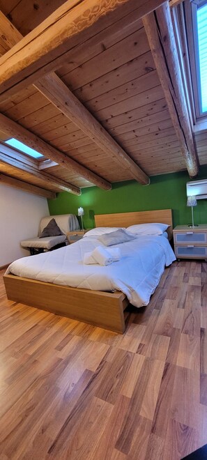 Economy Double or Twin Room | In-room safe, desk, laptop workspace, iron/ironing board - XX Miglia (Catania)