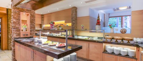 Petit déjeuner buffet compris tous les jours