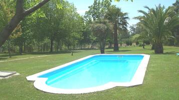 Piscine extérieure