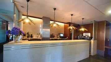 Bar (en el alojamiento)