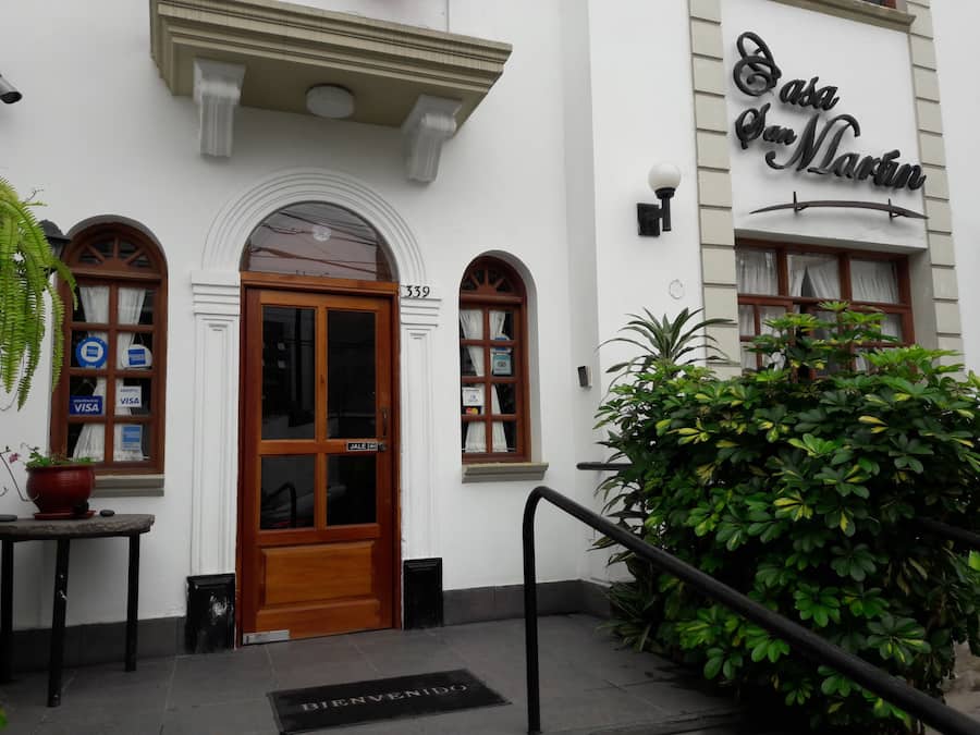 Fachada da propriedade