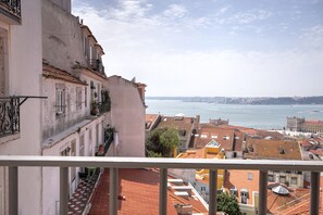 Quarto casal superior, vista para o rio | Vista do quarto