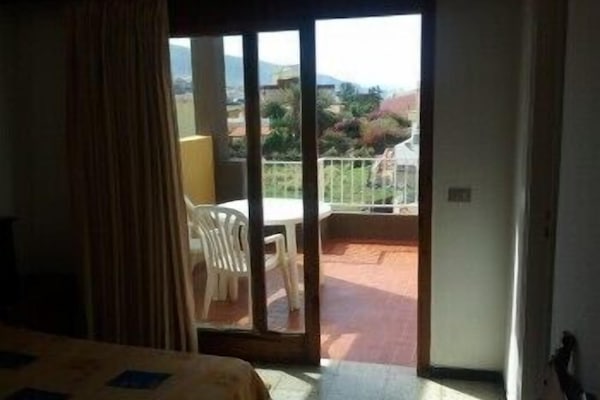 Standard Room, 2 Twin Beds | Balcony