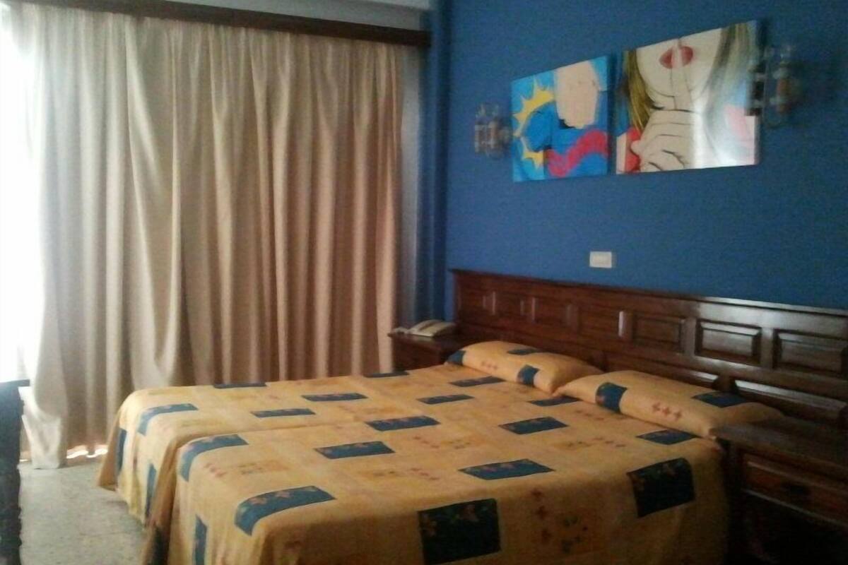 Pillowtop-bedden, een kluis op de kamer, een strijkplank/strijkijzer