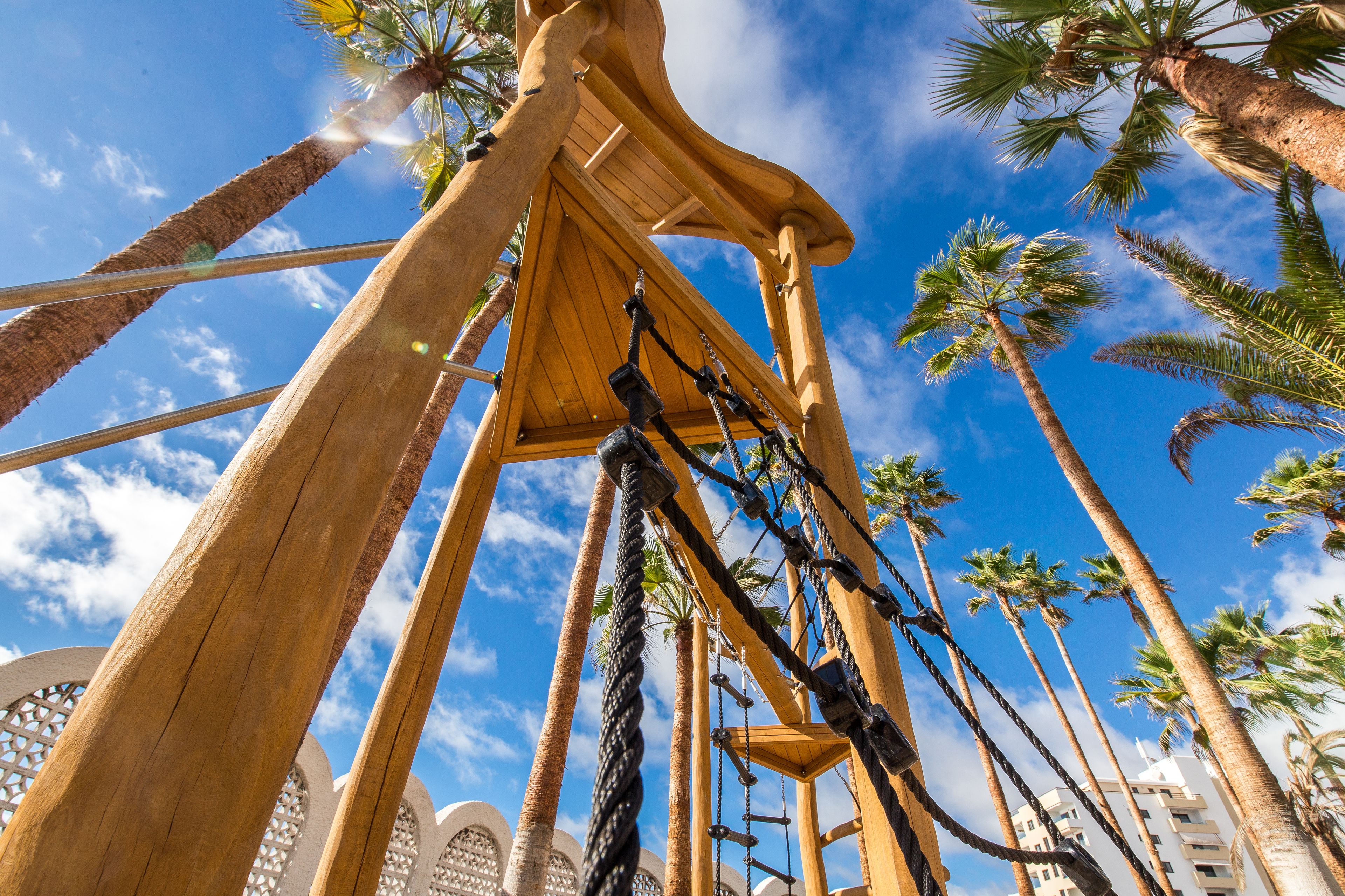 children’s play area – outdoor