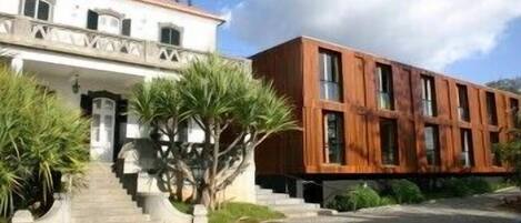 واجهة المنشأة