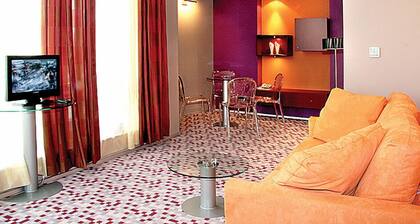 Hotel Mone