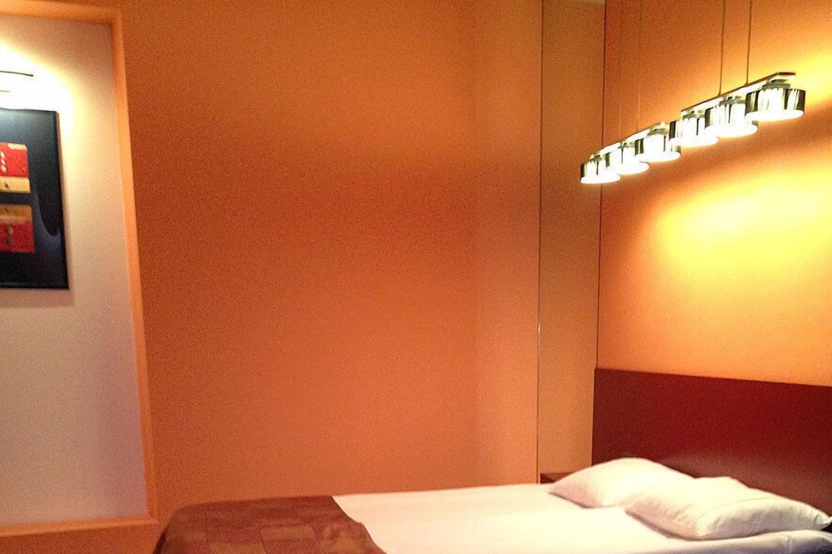 minibar, in-room safe, desk, soundproofing