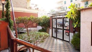 Entrada al alojamiento