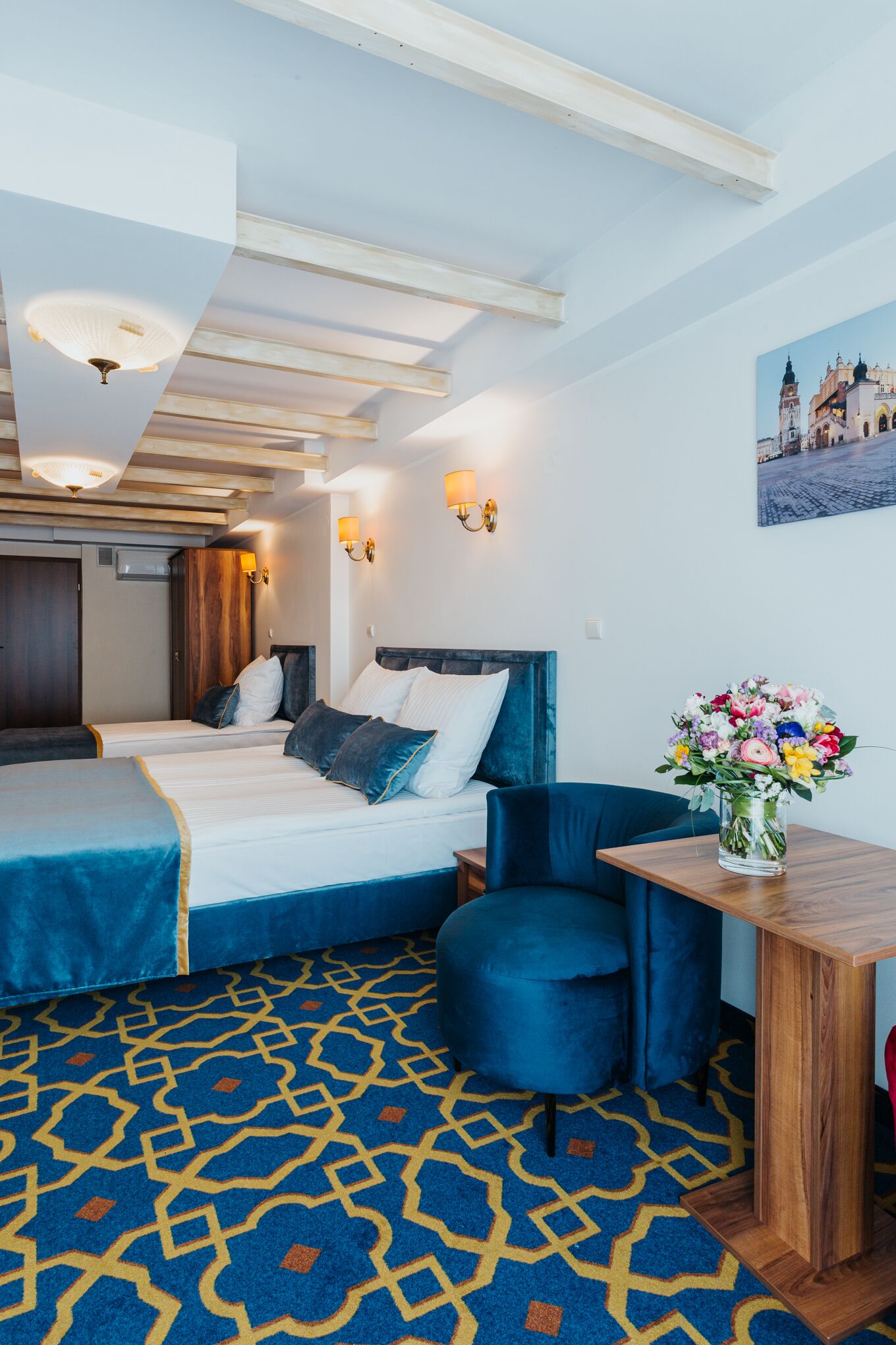 1 bedroom, in-room safe, desk, free wifi