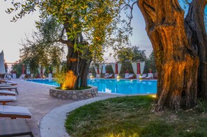 Alberca al aire libre por temporada 