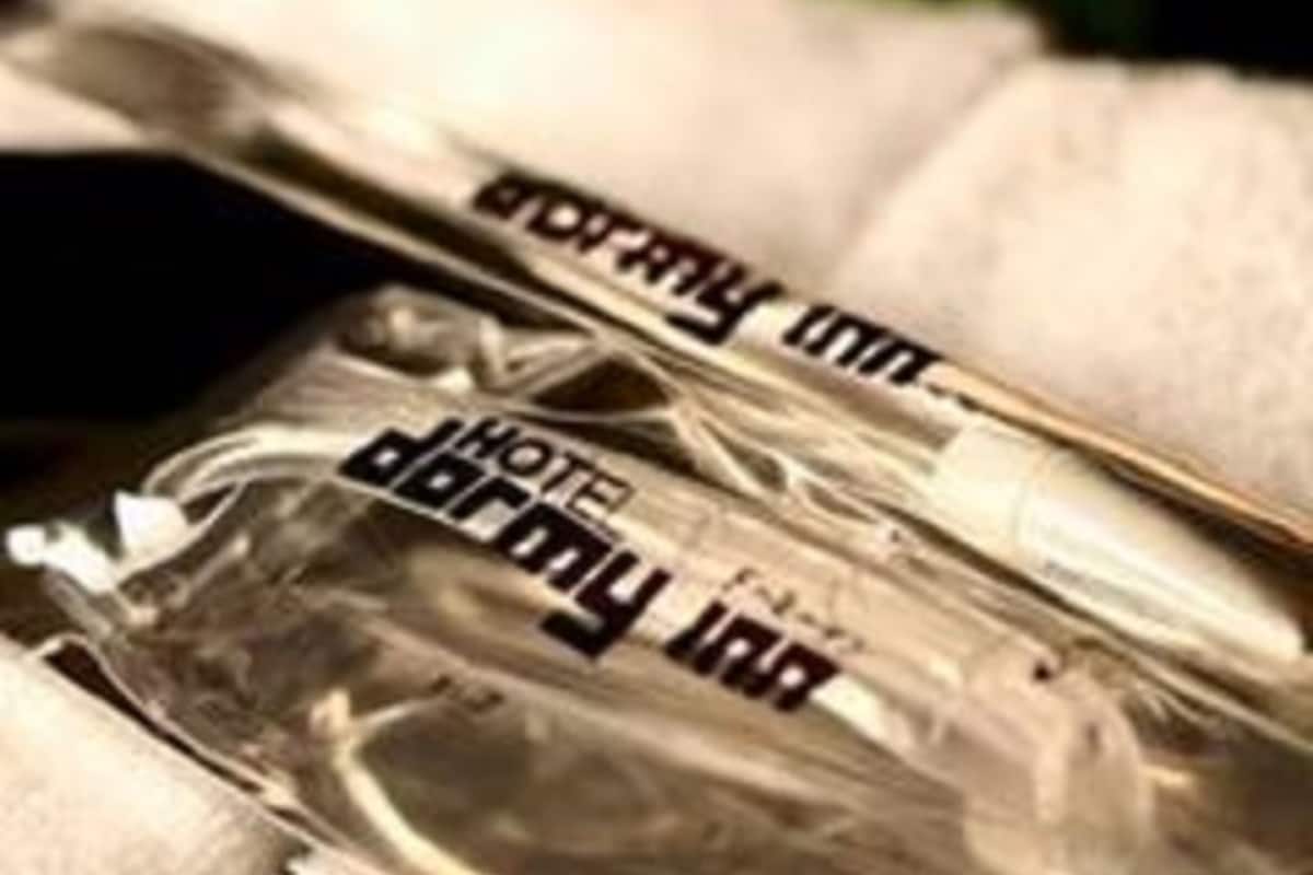 shower, free toiletries, hair dryer, slippers