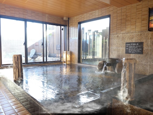 甲府天然温泉多米旅馆