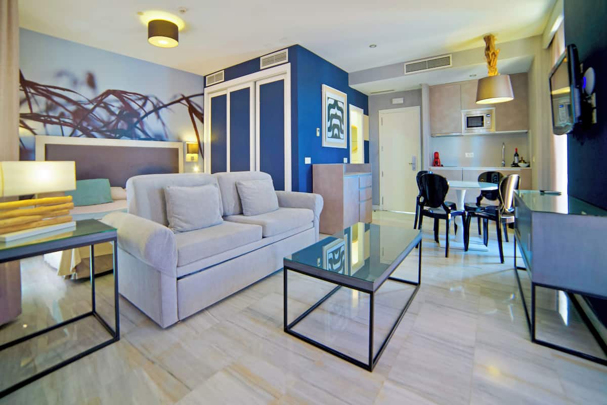 Penthouse (The Loft)