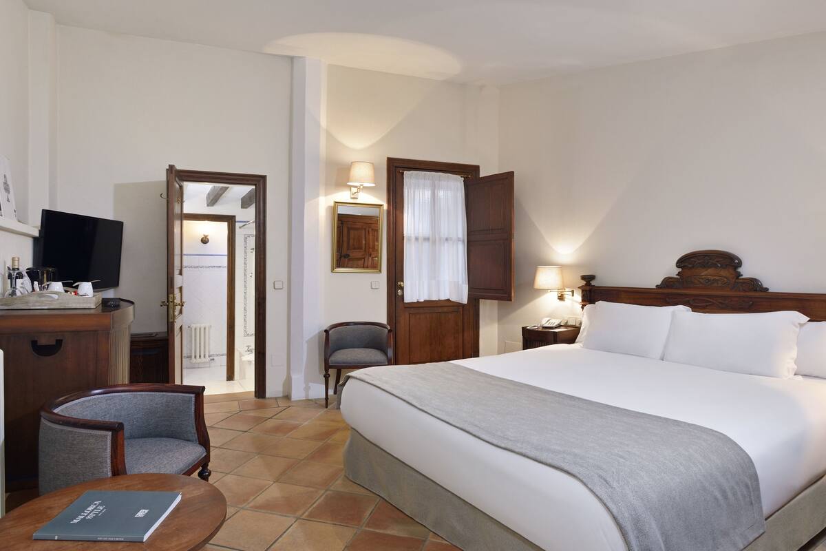 Kamar Double | Minibar, brankas, Wi-Fi gratis, dan seprai linen