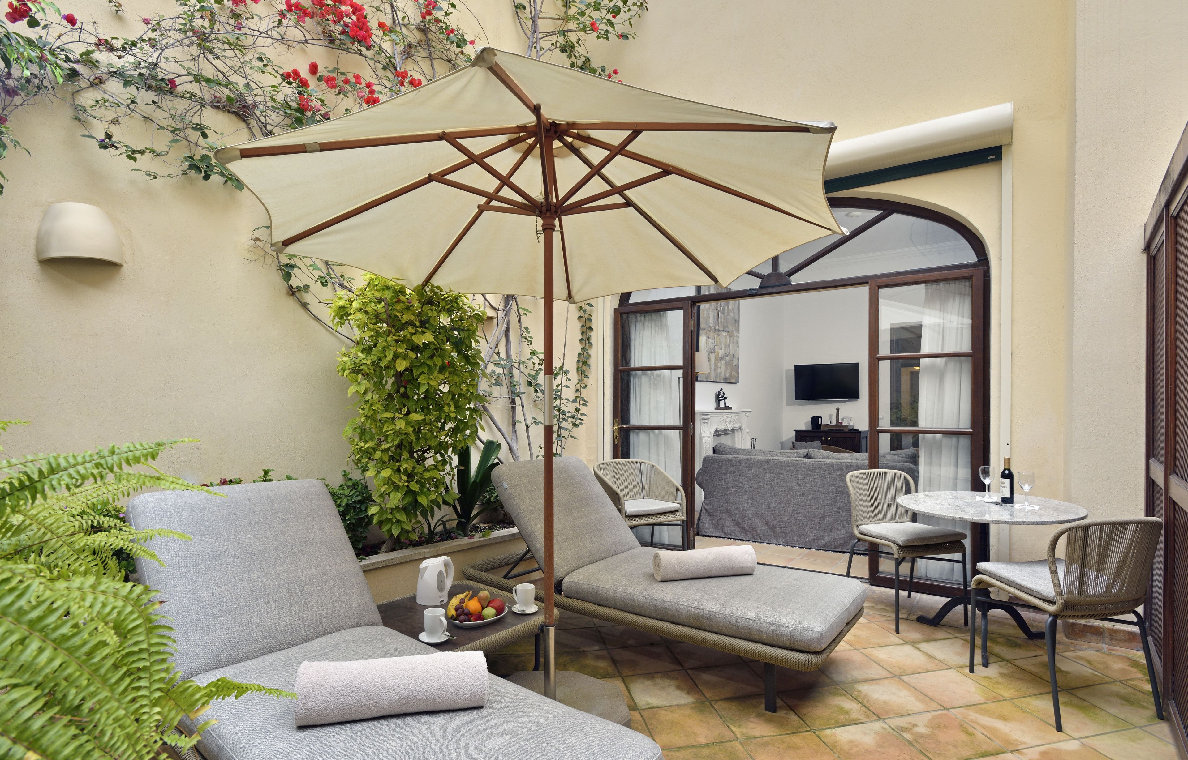 Suite Junior, cheminée (Terraza) | Terrasse/Patio