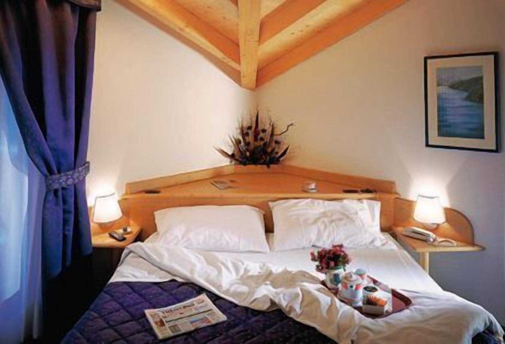 down duvets, in-room safe, desk, blackout curtains