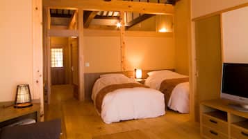 Quarto, para não fumantes (Adult only) | Edredons de pluma, cofres nos quartos, Wi-Fi de cortesia, roupa de cama