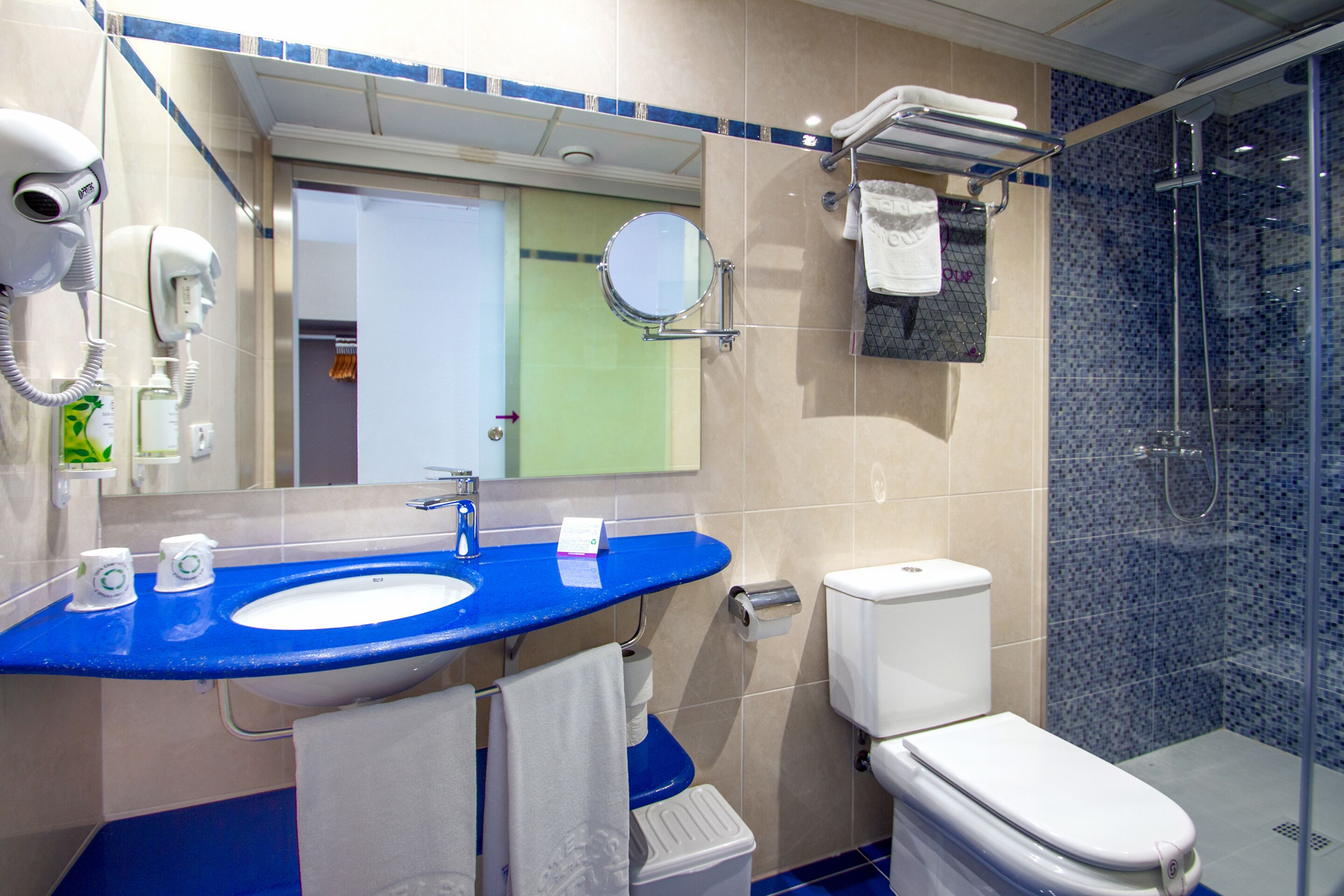 shower, bidet, towels