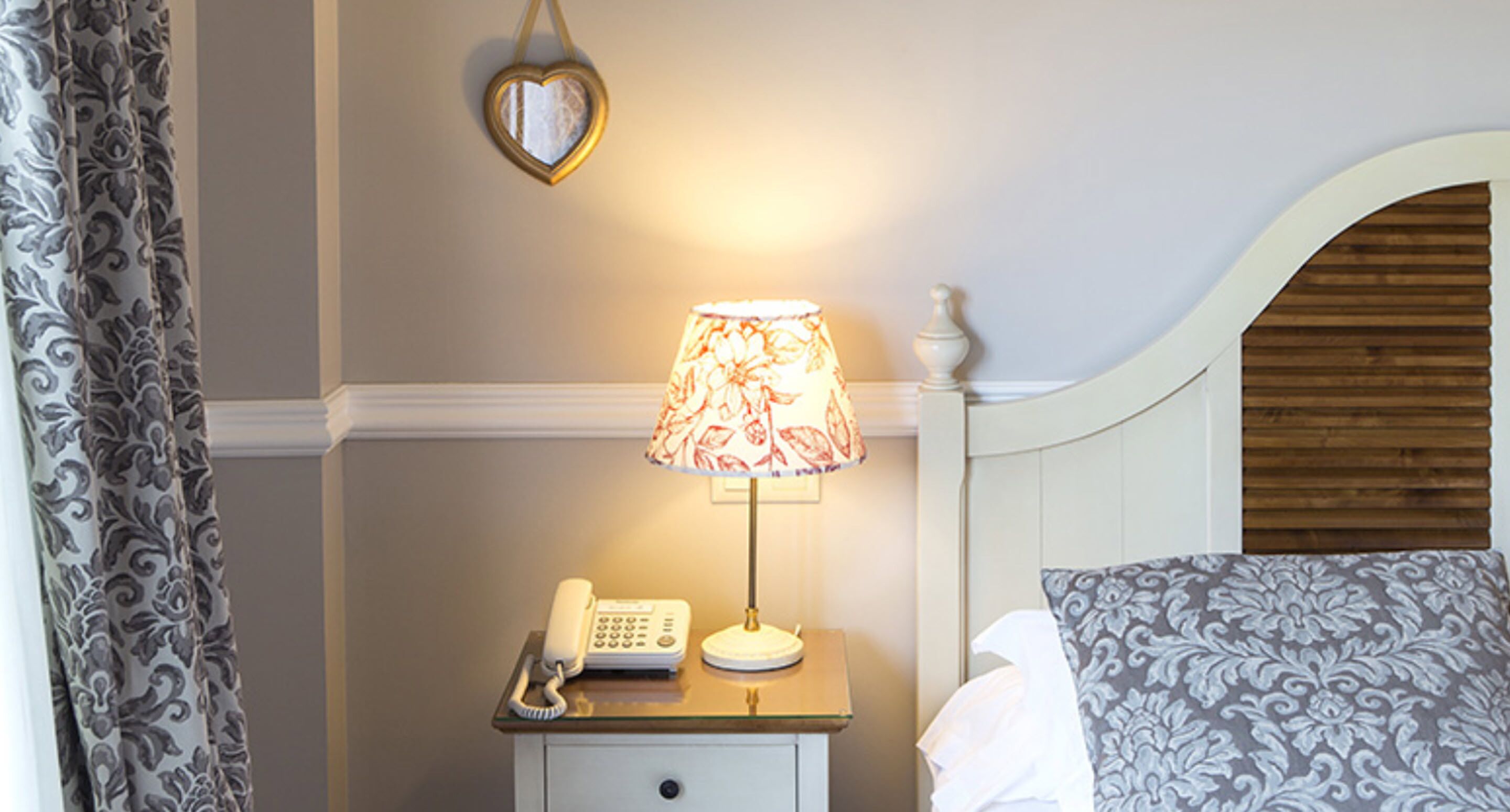 double room deluxe with private garden and sea view | minibar, in-room safe, desk, blackout curtains