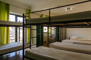 Rollaway beds, free WiFi