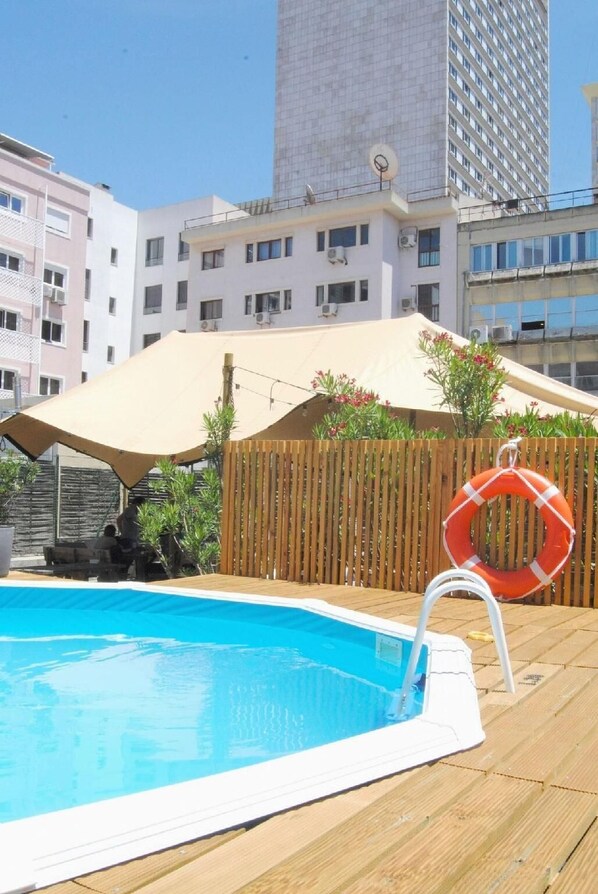 Pool - Hans Brinker Hostel Lisbon (Lisbon)