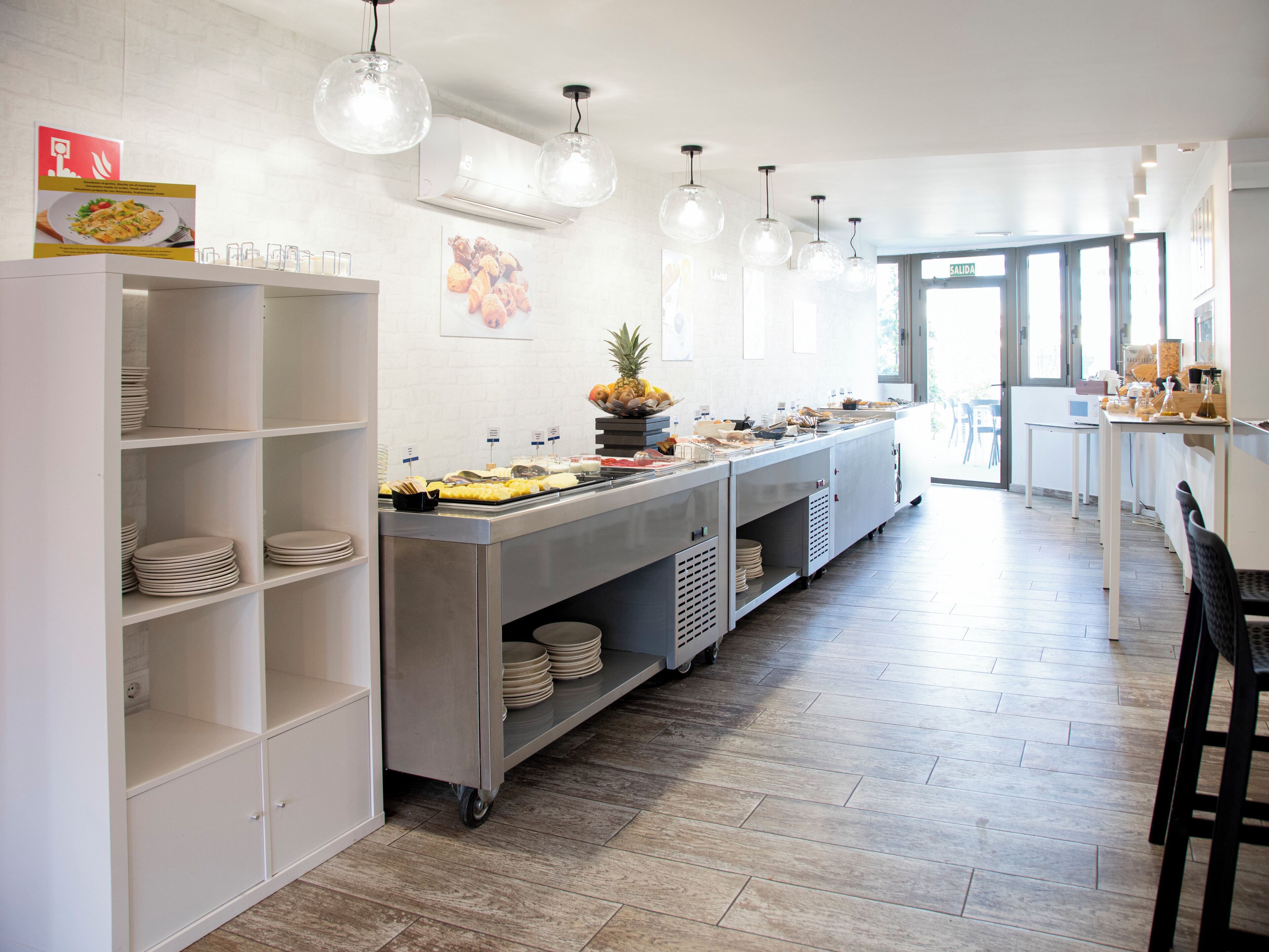 Daily buffet breakfast for a fee