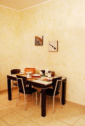 In-room dining