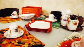 Petit déjeuner buffet compris