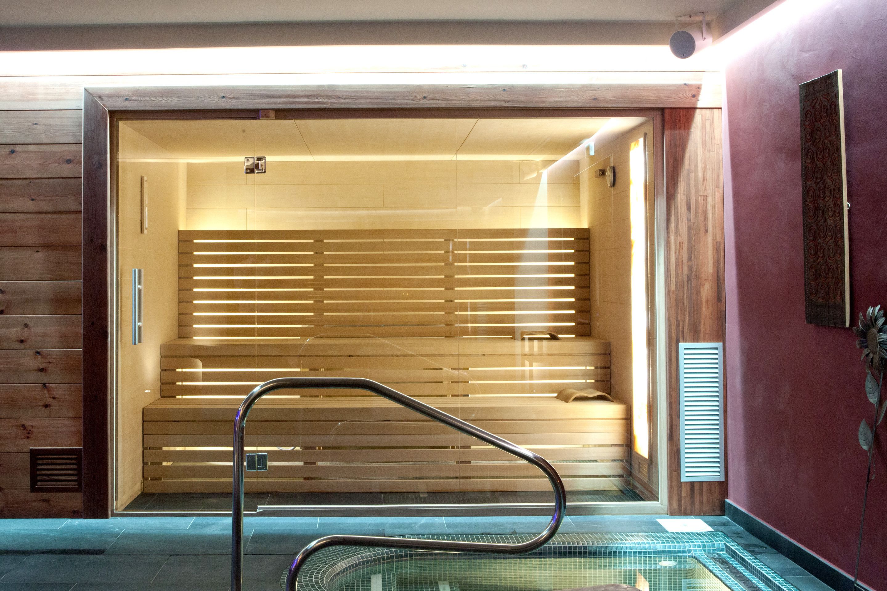 sauna, hot tub, steam room