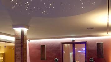 Indoor spa tub