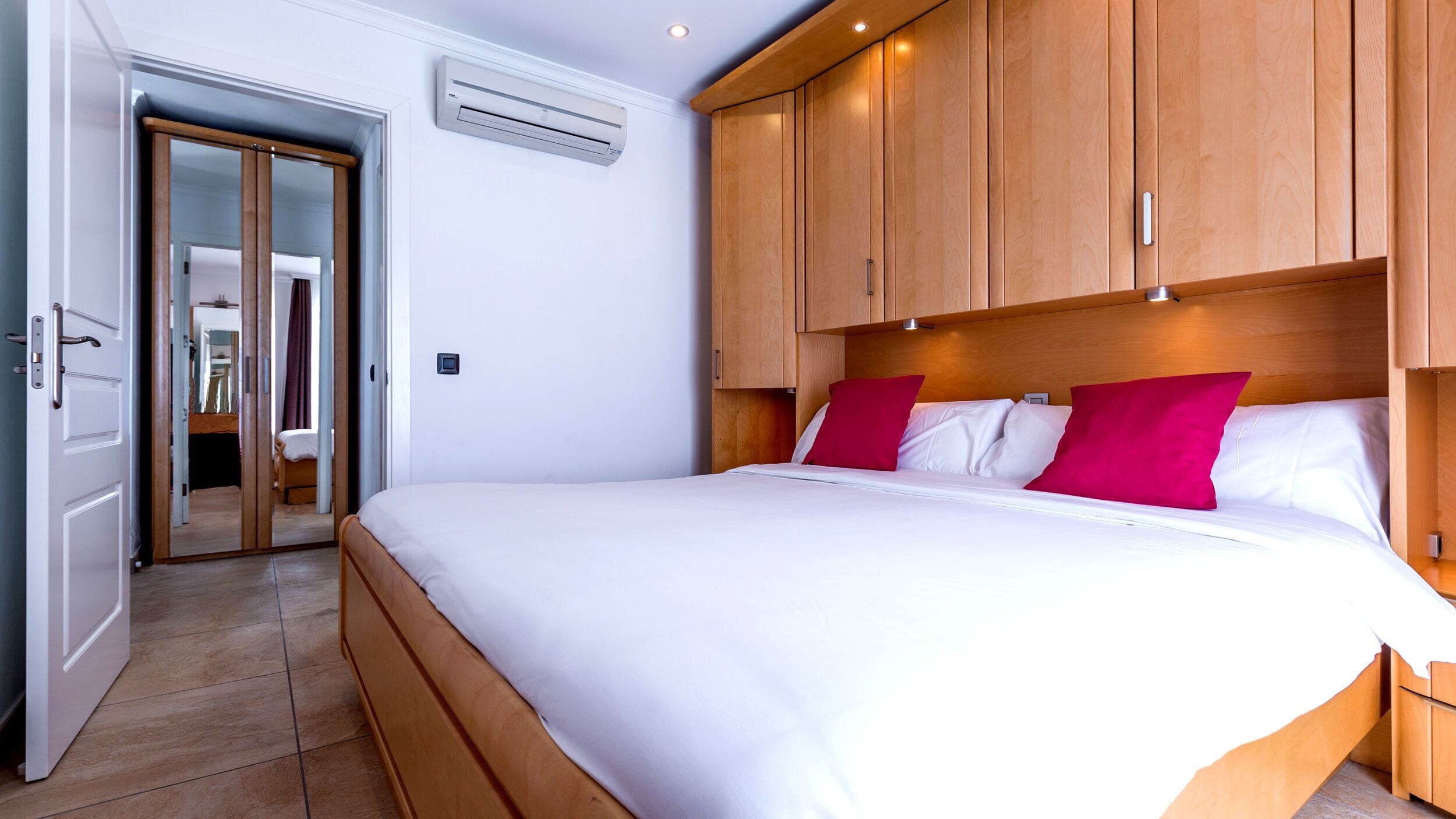 1 bedroom, pillowtop beds, in-room safe, desk