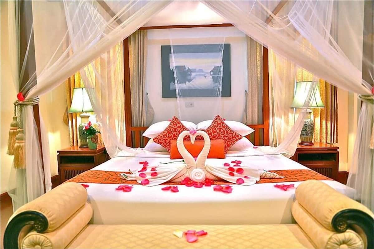 Jasmine Honeymoon Villa