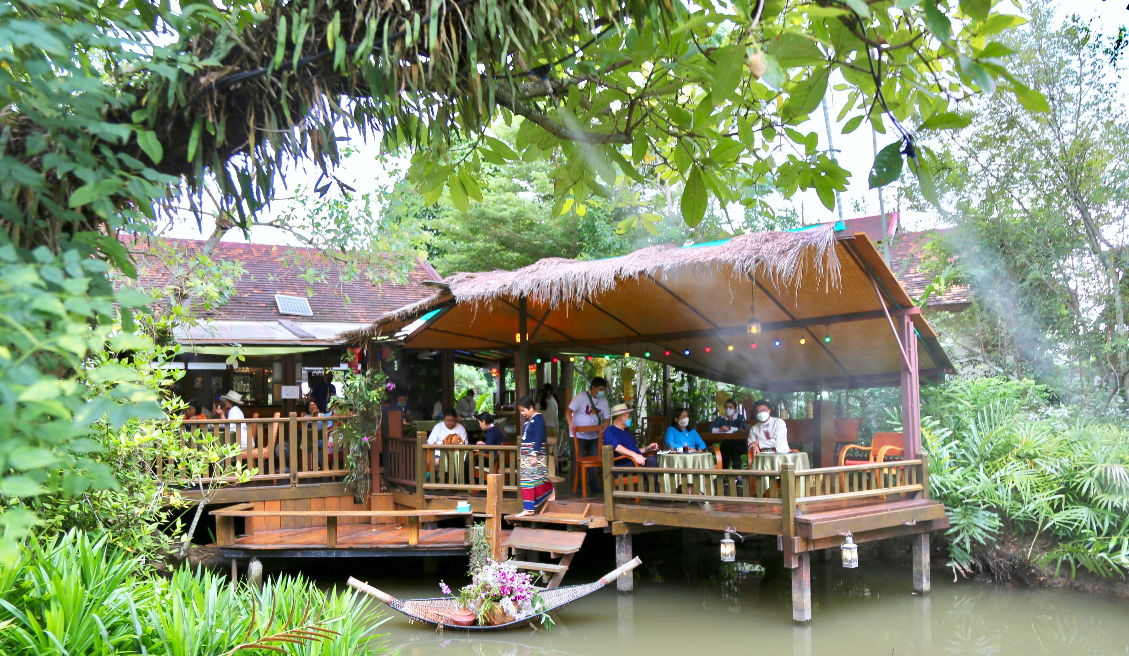 breakfast, lunch, dinner served; thai cuisine