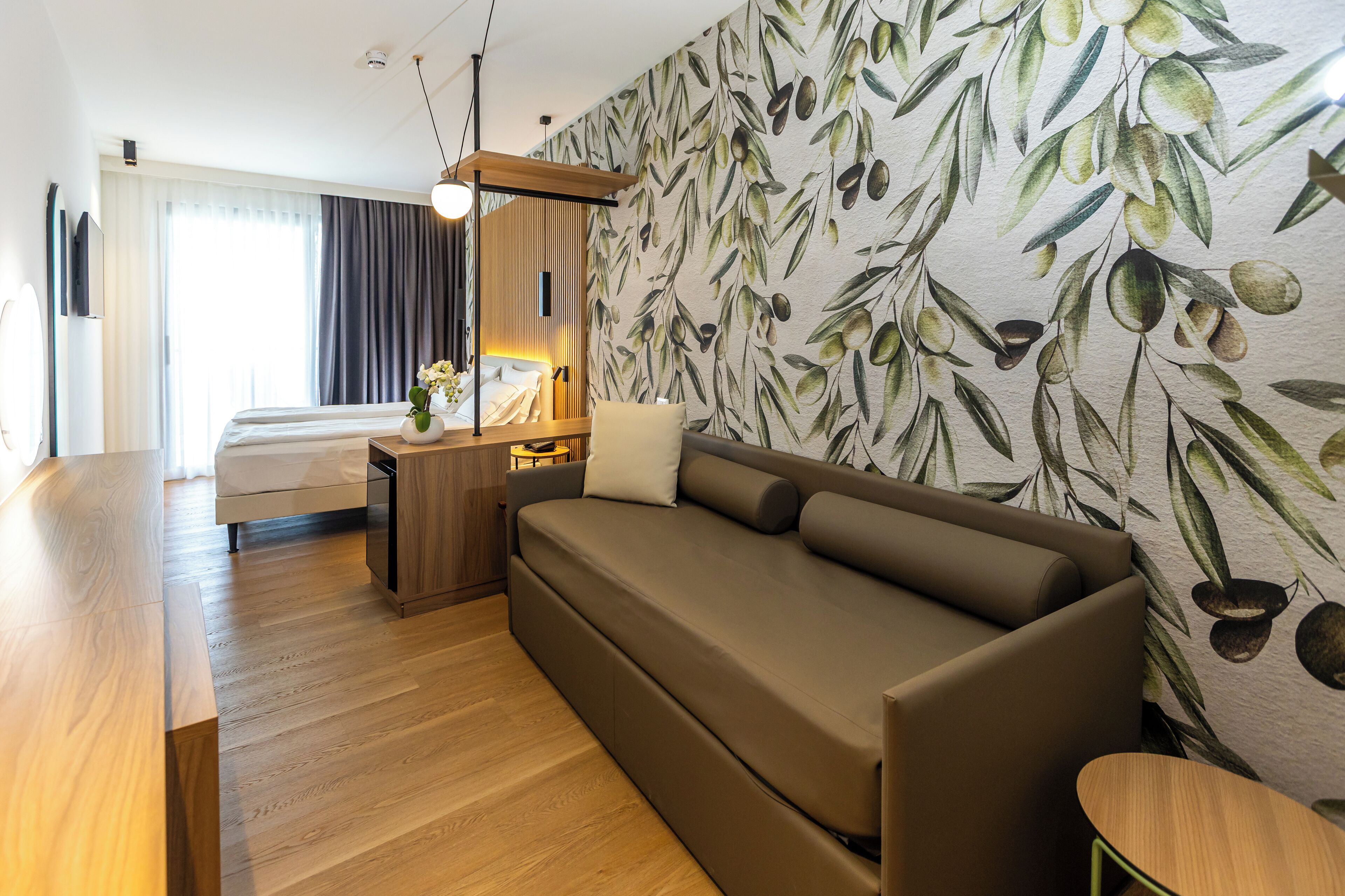 studio suite | 1 bedroom, premium bedding, minibar, in-room safe