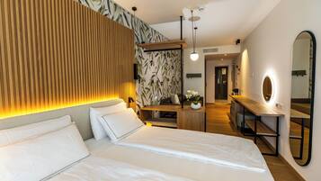 Studiosuite | Hochwertige Bettwaren, Minibar, Zimmersafe, Schreibtisch