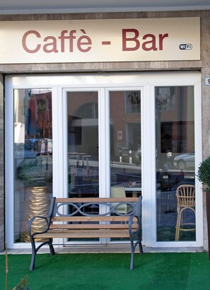 Front of property - Hotel Riviera (Sanremo)