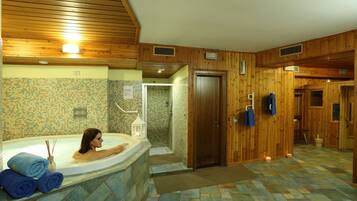 Bain à remous intérieur